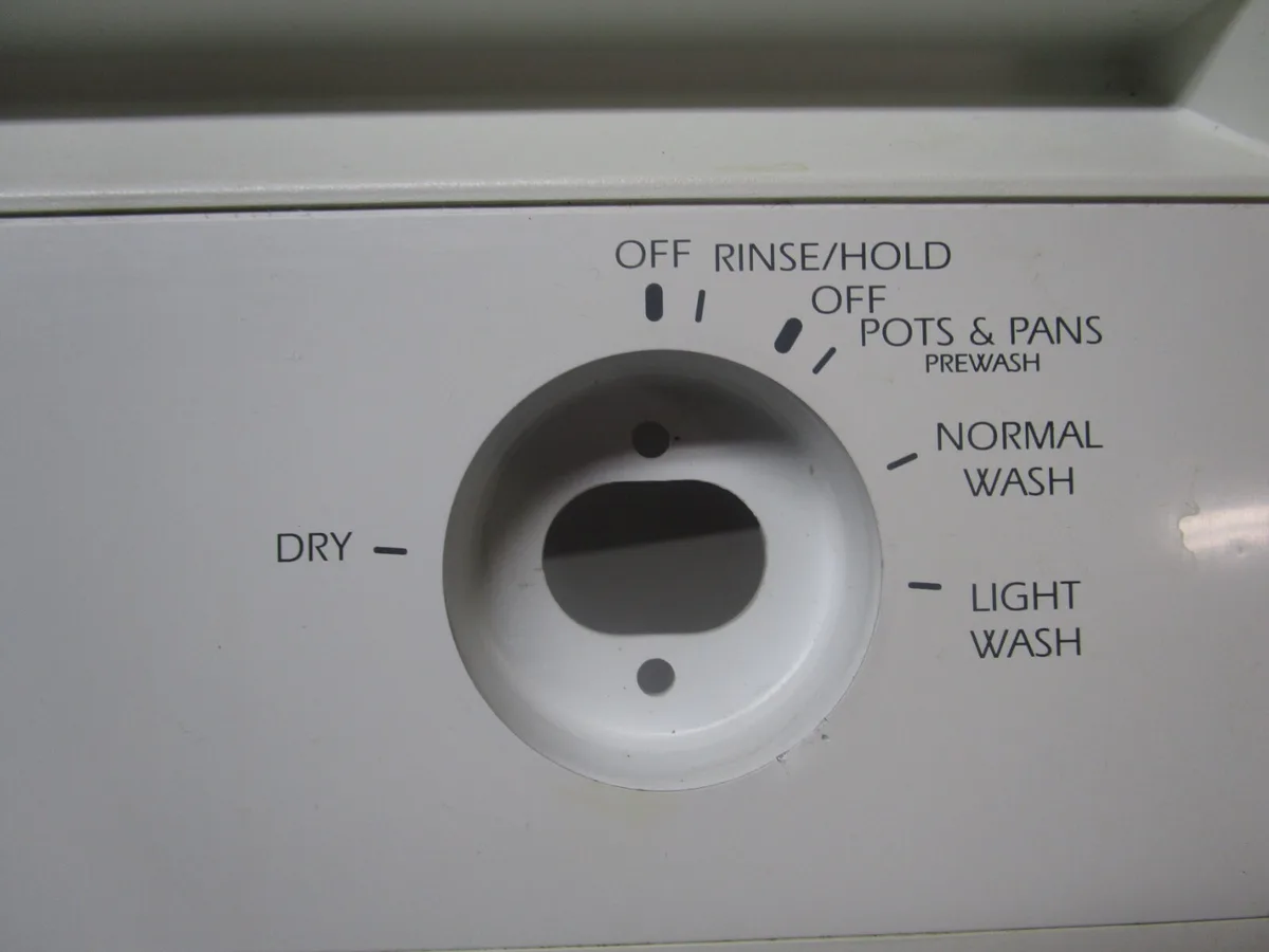Amana dishwasher control panel