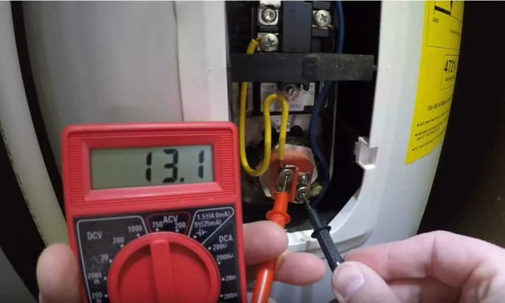 Checking element continuity with a multimeter