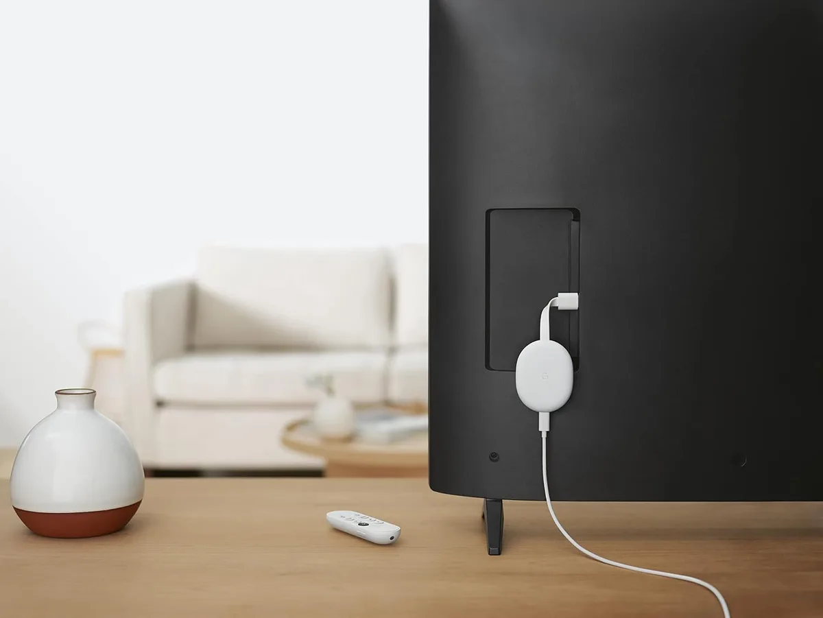 Chromecast wireless display adapter
