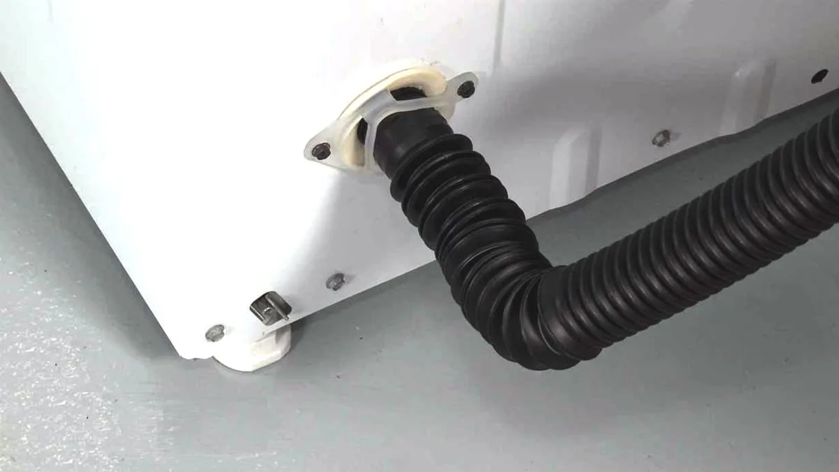 drain hose kinked