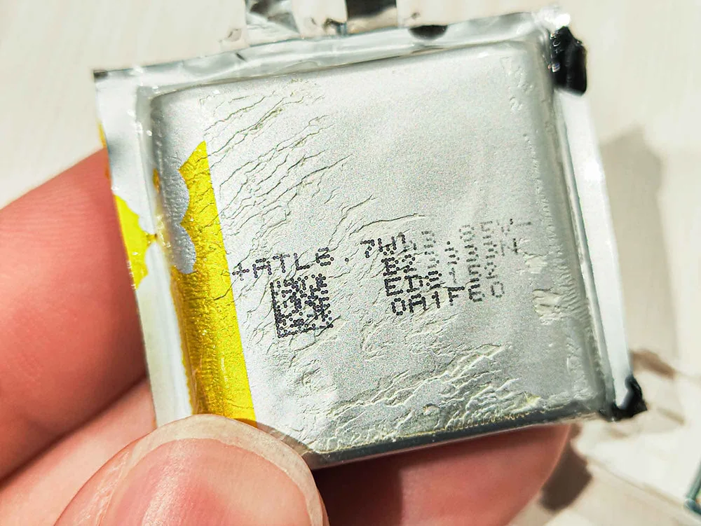 lithium-ion battery swelling