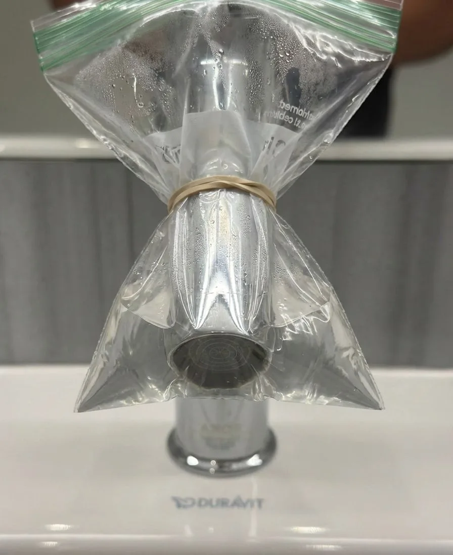 soak in place method vinegar bag
