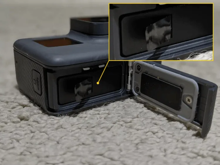 underwater camera battery replacement